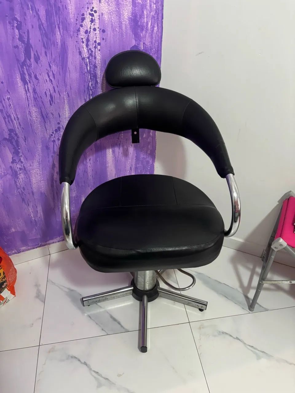 Vende-se cadeira de salão  - Foto 3