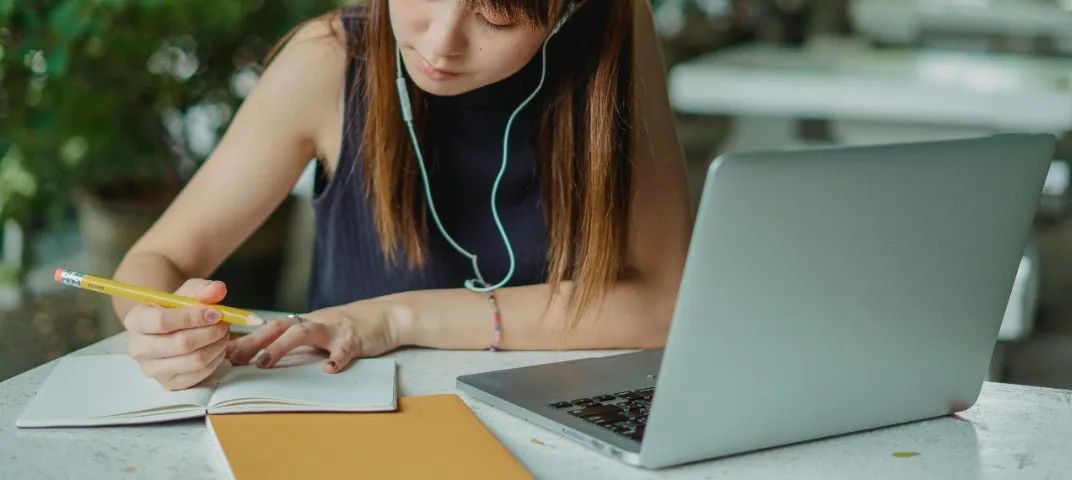 Aulas de Inglês