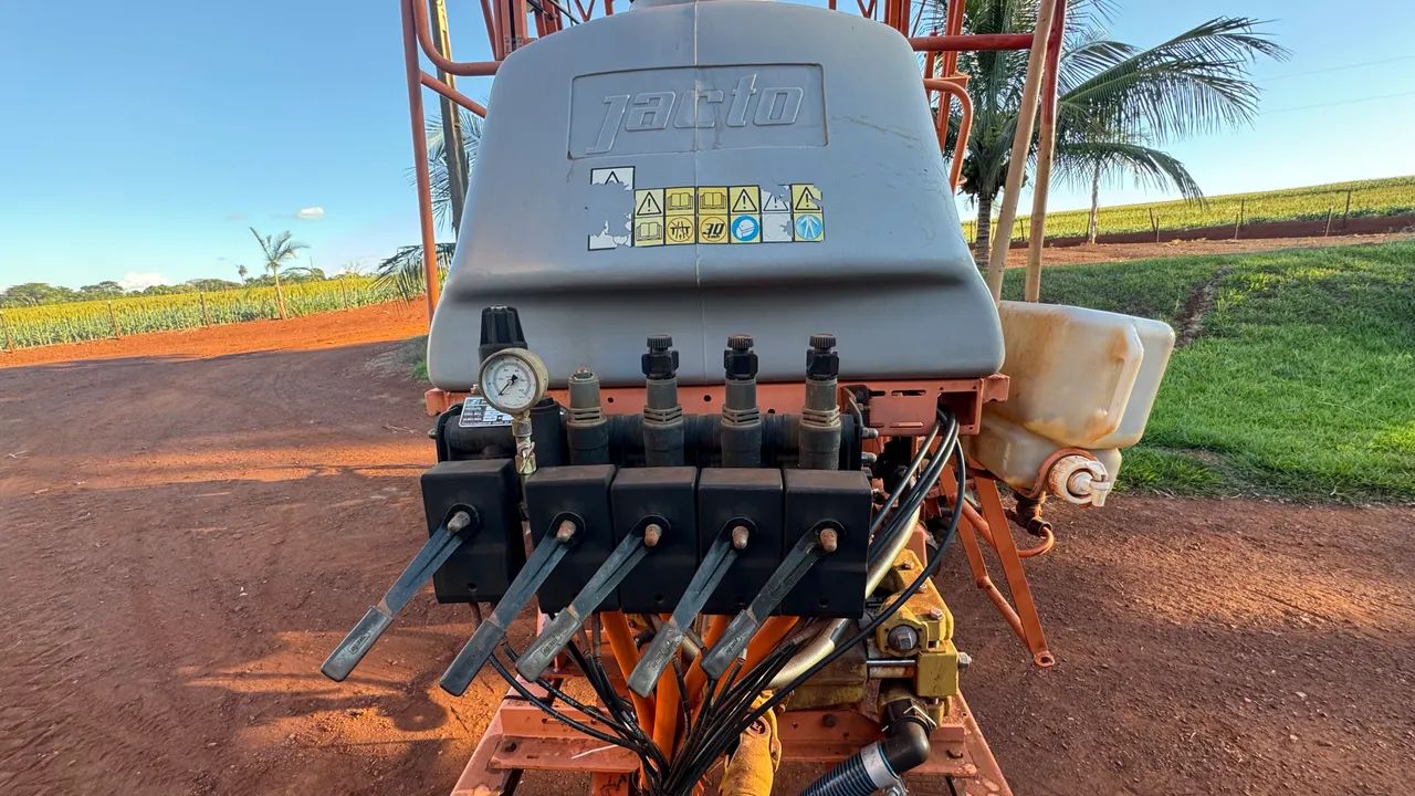 JACTO AM18 ADVANCE 2000L - Foto 4