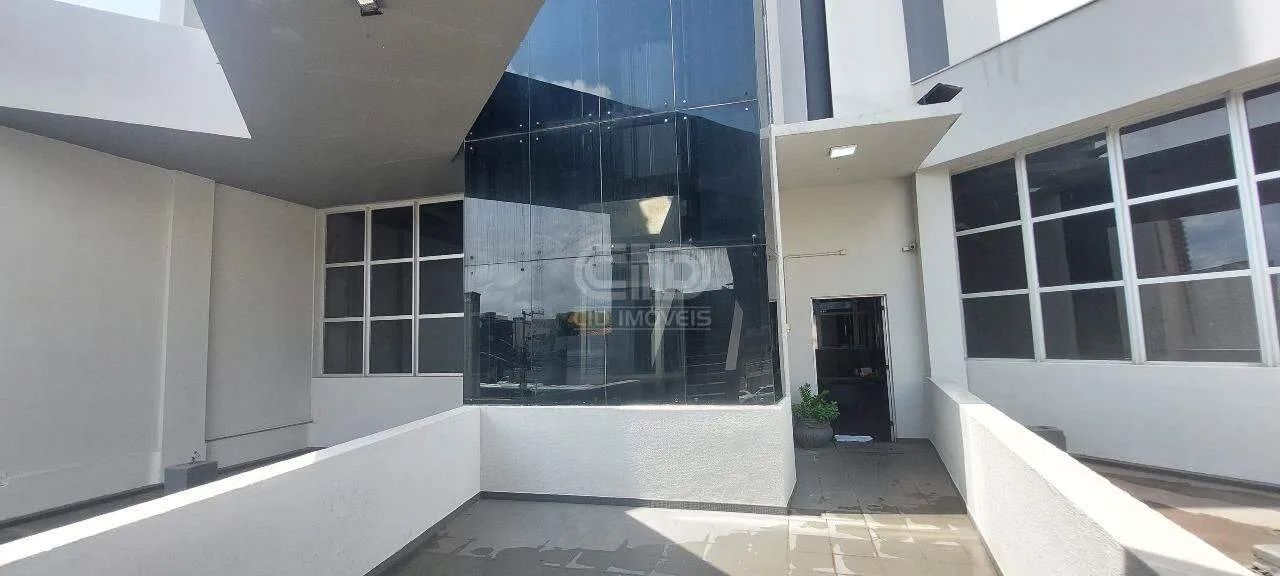 Sala Comercial à venda na Avenida Isaac Póvoas