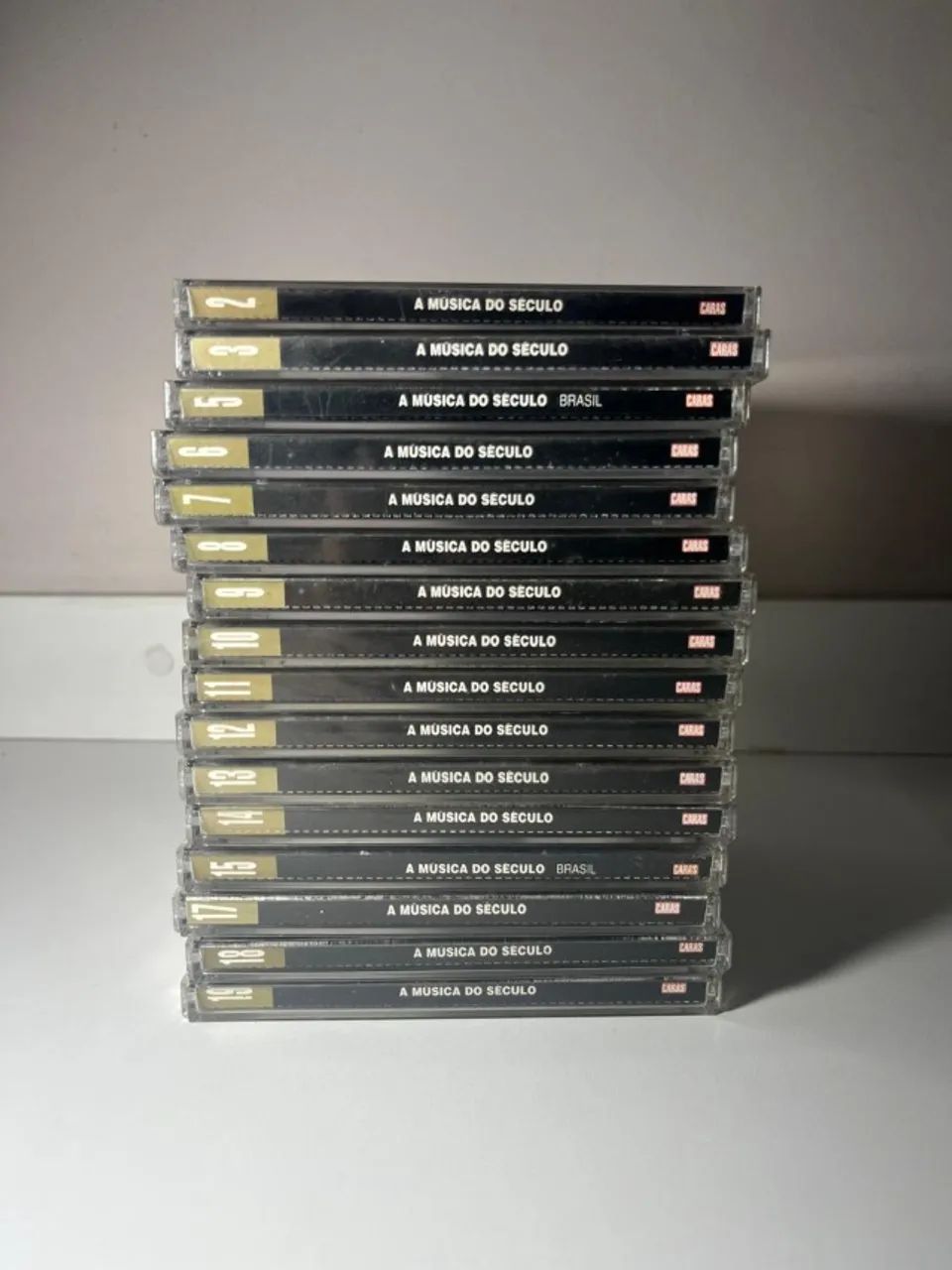 Vários Volumes Música do Século - Foto 2