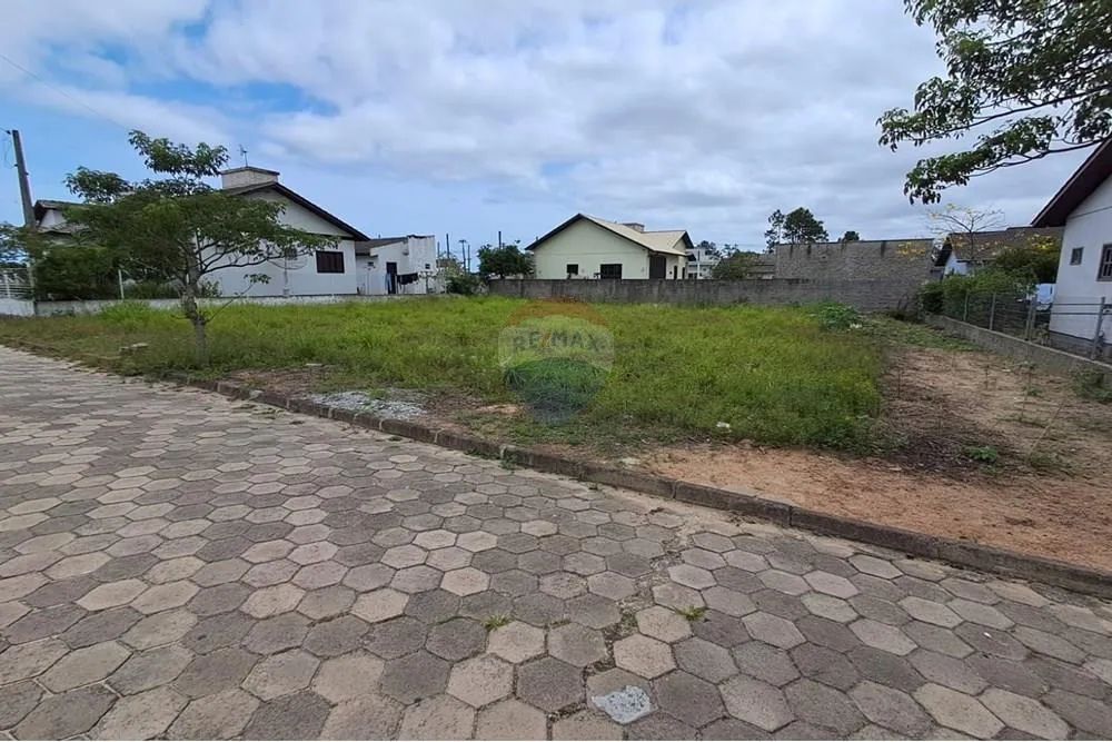 Incrível Terreno 300m² em Araranguá, SC! - Foto 2