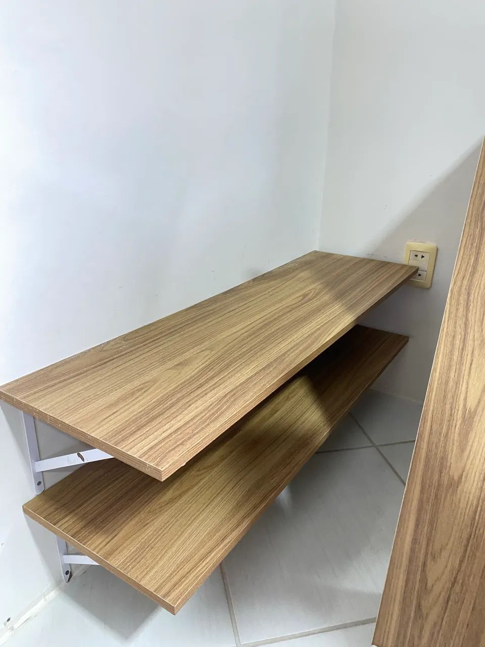 Prateleiras kit com 4 peças e contendo mão francesa - Foto 2