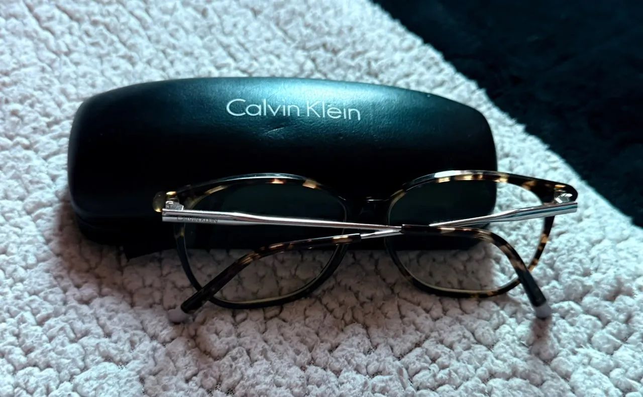 oculos calvin klein - Foto 2