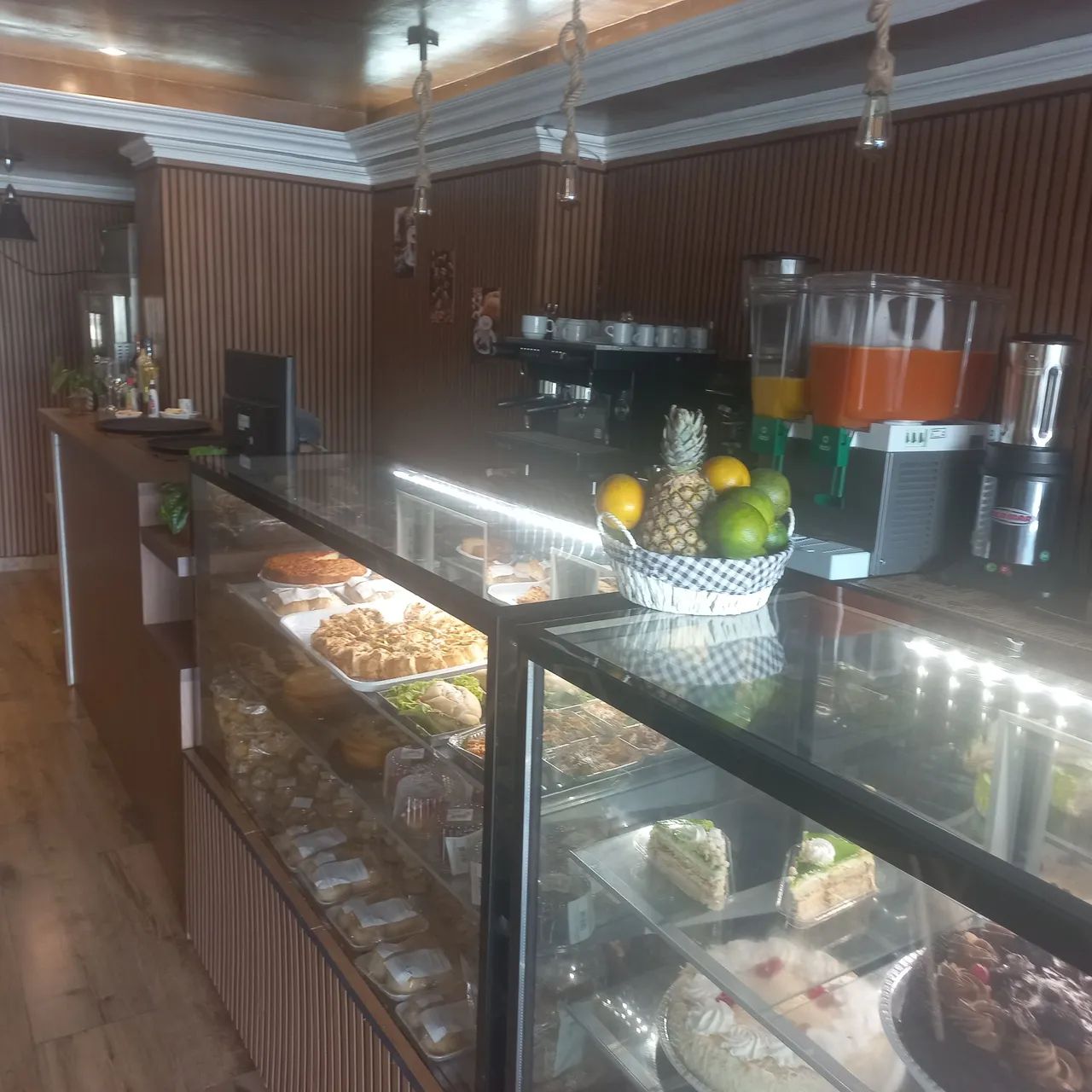 Vendo linda cafeteria 