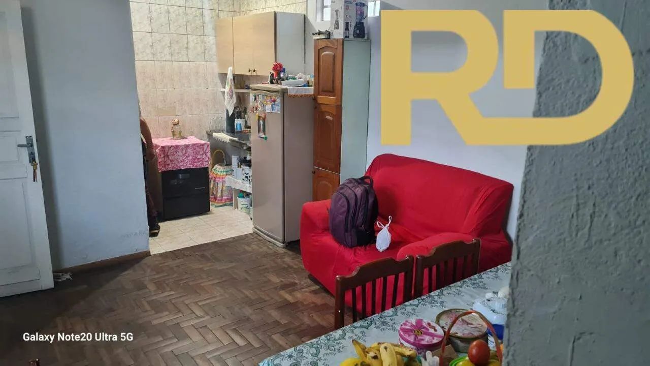 Casa 3 quartos, no Bairro Esplanada com barração nos fundos. - Foto 2