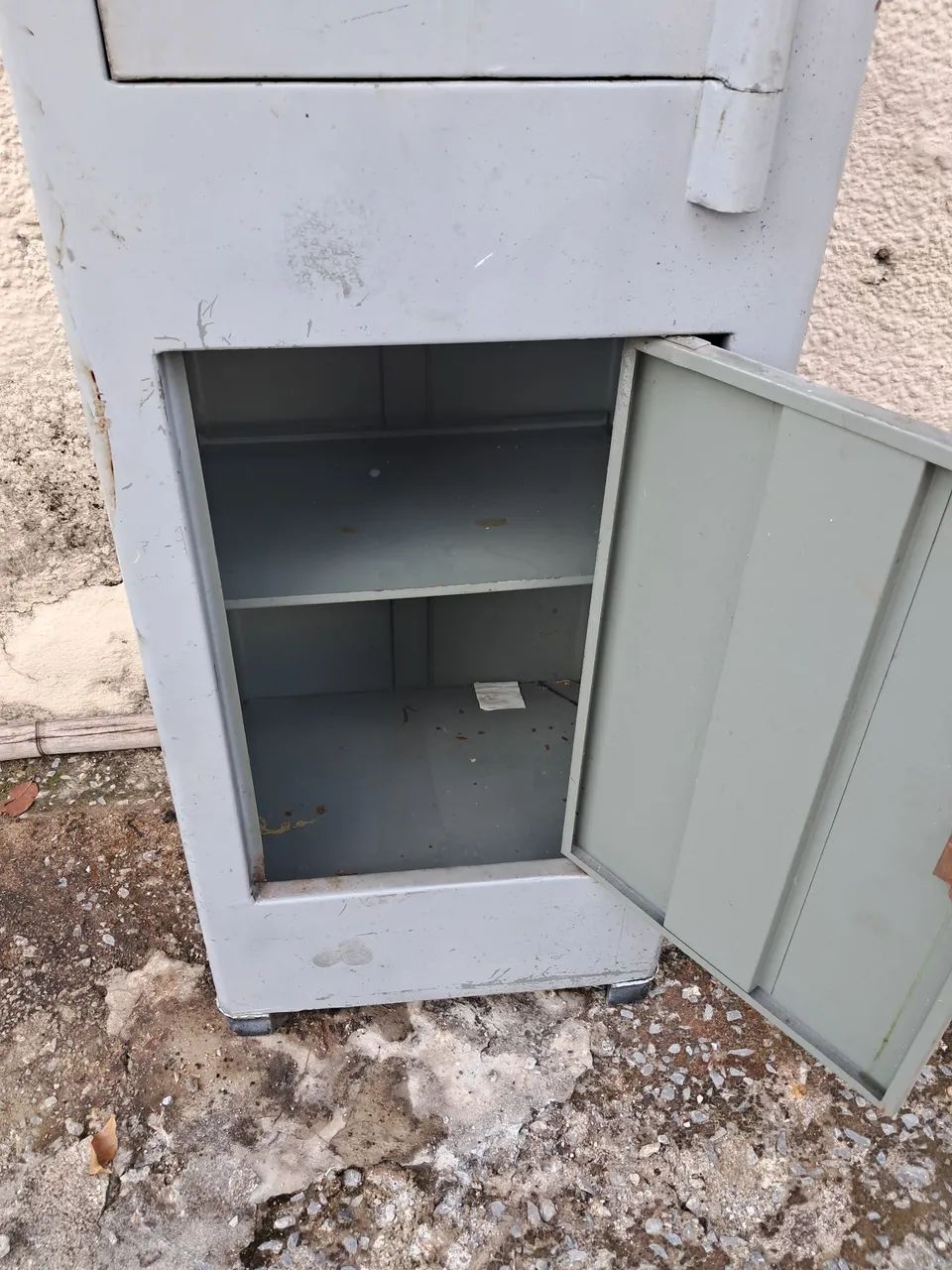 Vende se cofre - Foto 3