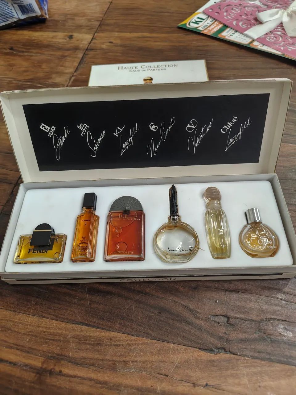 Perfumes antigos originais 
