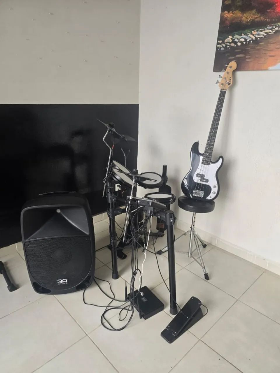 Bateria + Baixo+ caixa de som - Foto 2