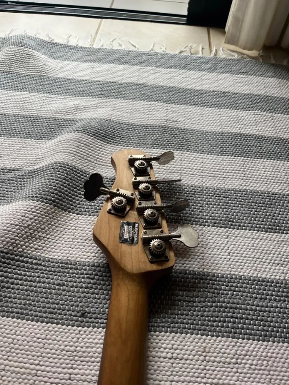 Music Man Sub 5c (americano) - Foto 3