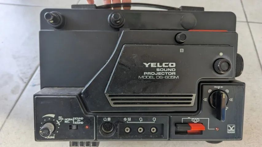 YELCO SOUND PROJECTOR MODEL DS-605M