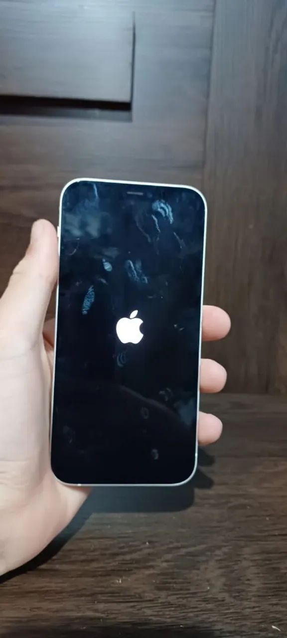 Iphone 12 com problema da bateria - Foto 2