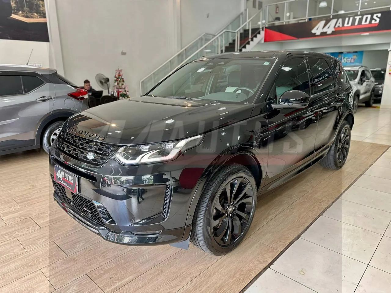 Land Rover Discovery SP. SE DYN 2.0 TB Die.(híb.) 2023