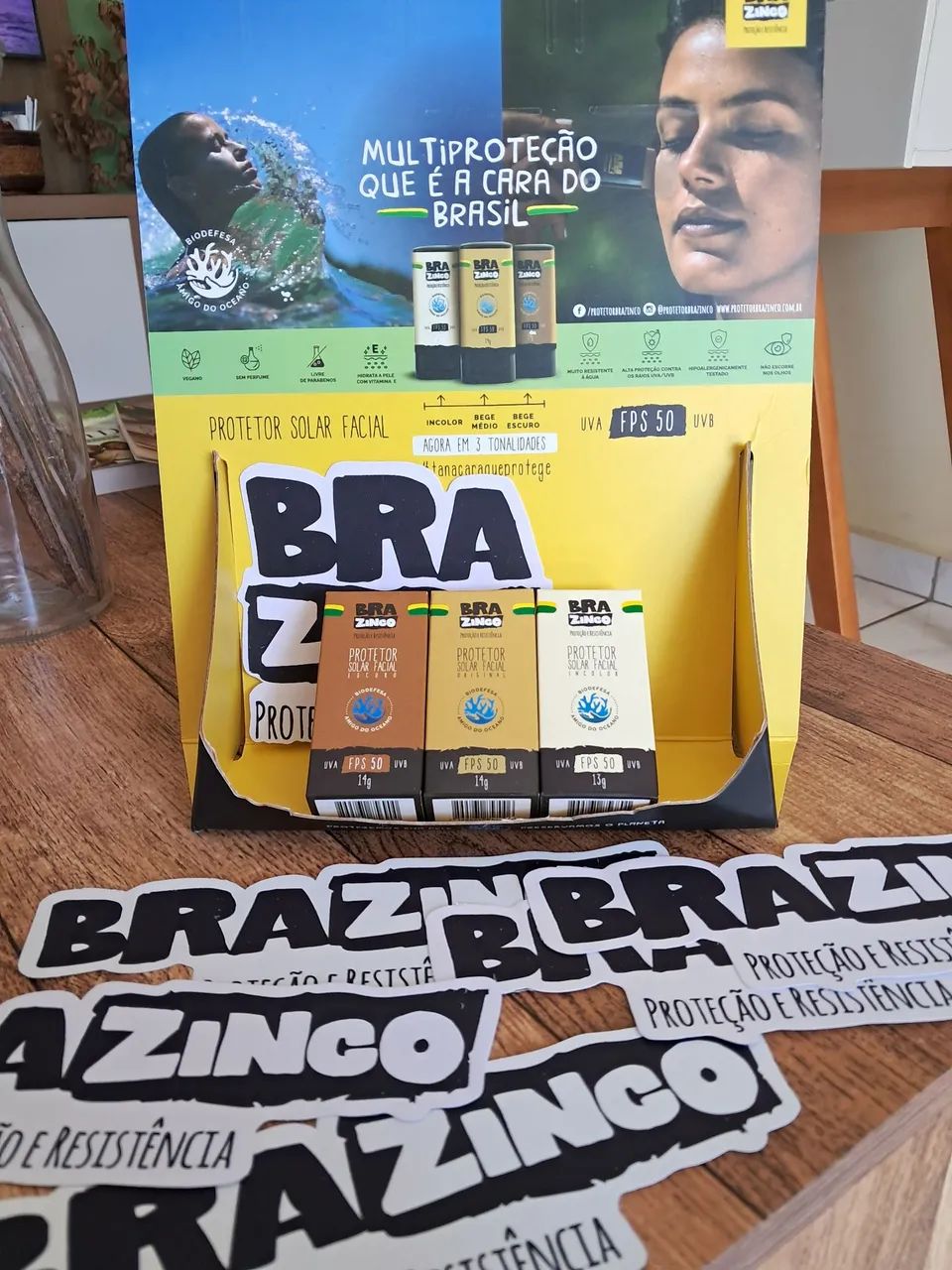 Vendo protetor solar em bastão.  - Foto 2