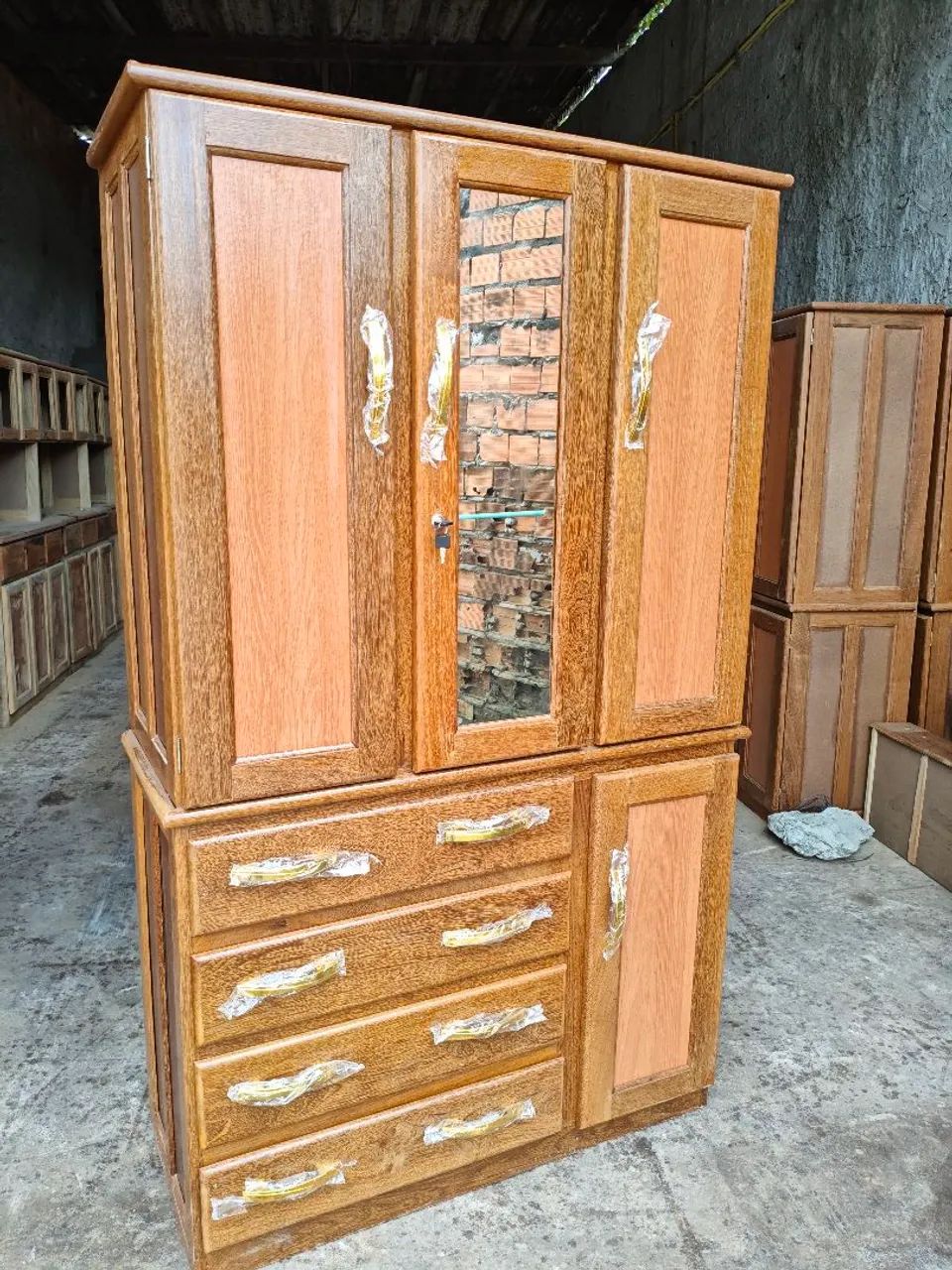 Guarda roupa de solteiro com espelho e frete grátis. - Foto 2
