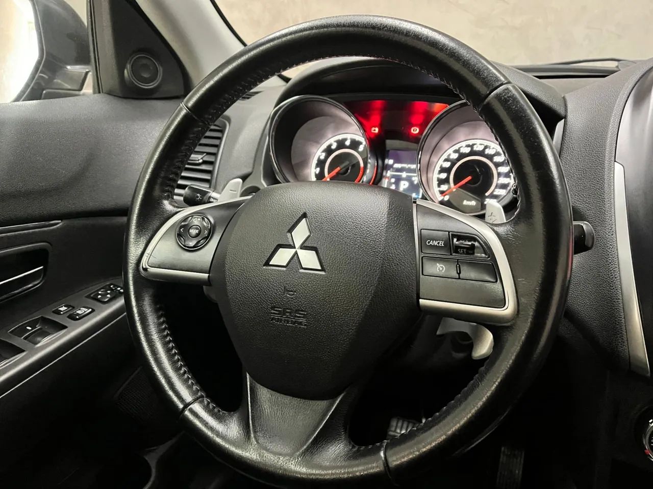 Mitsubishi ASX HPE AWD 2.0 16V Flex Aut. 2018 - Foto 5