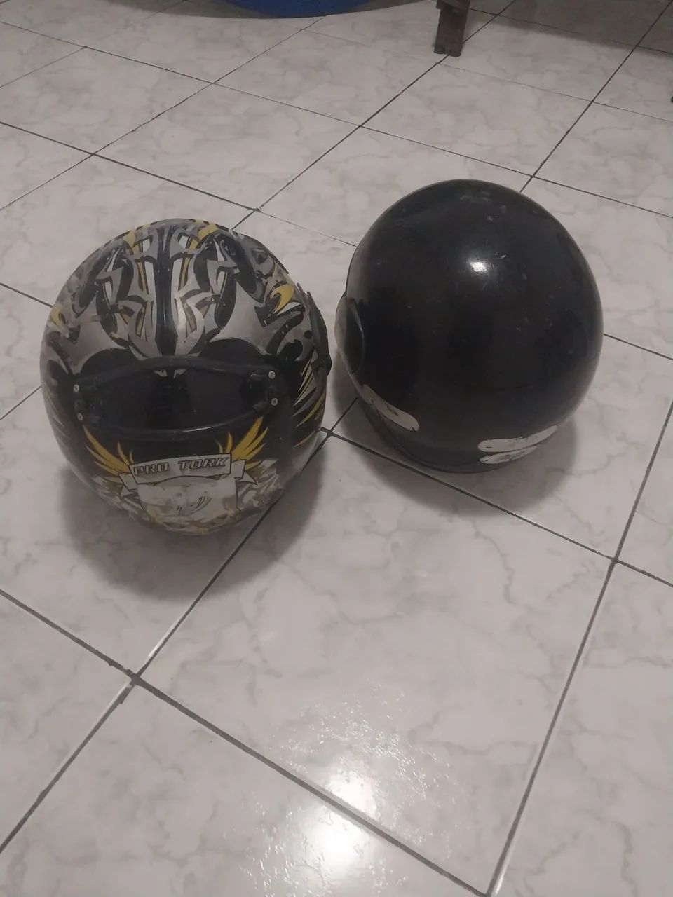 2 capacetes conservados - Foto 4