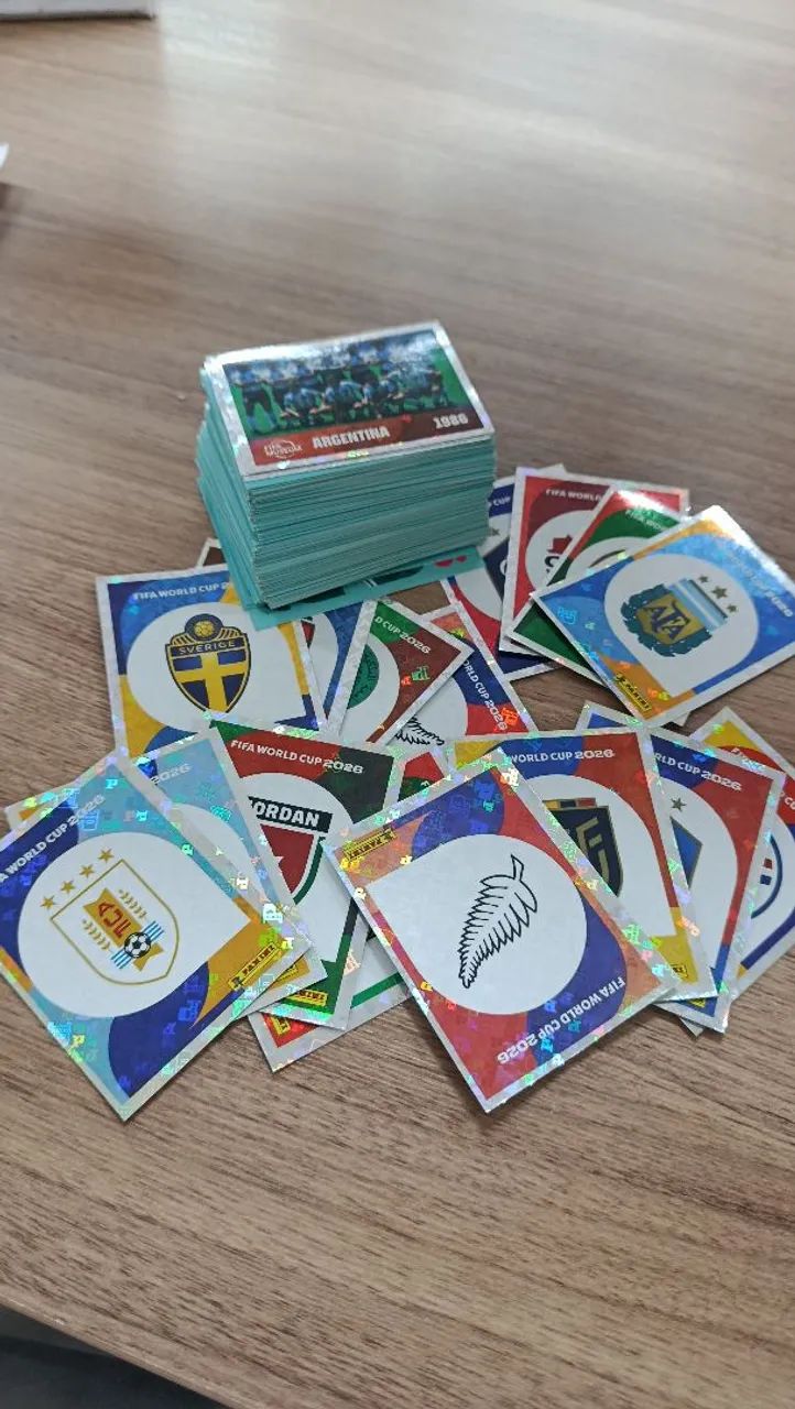 Lote 150 figurinhas Copa 2026