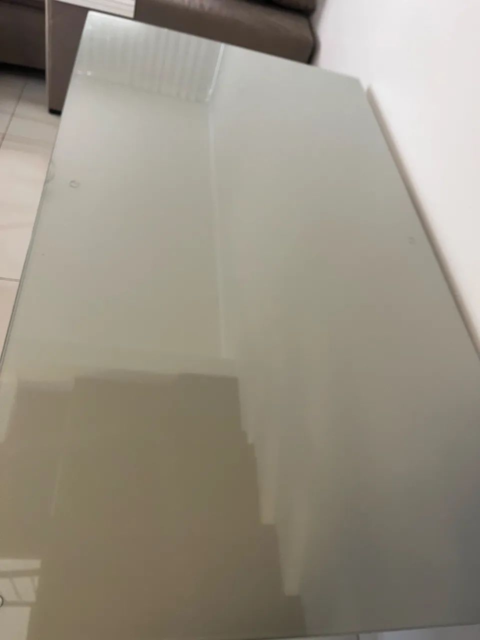 Mesa de jantar 1,60 x 0,90 m com base de madeira - moderna e elegante - Foto 5