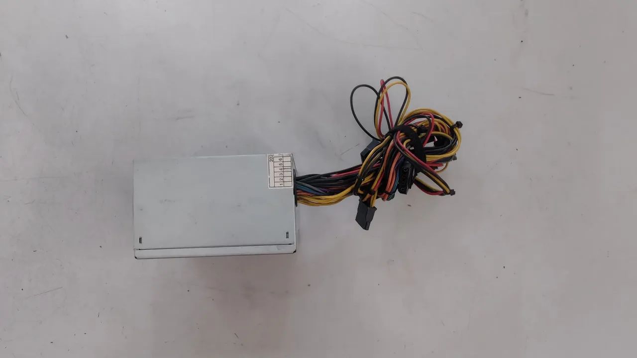 Fonte de PC para Gabinete Slim - Foto 3