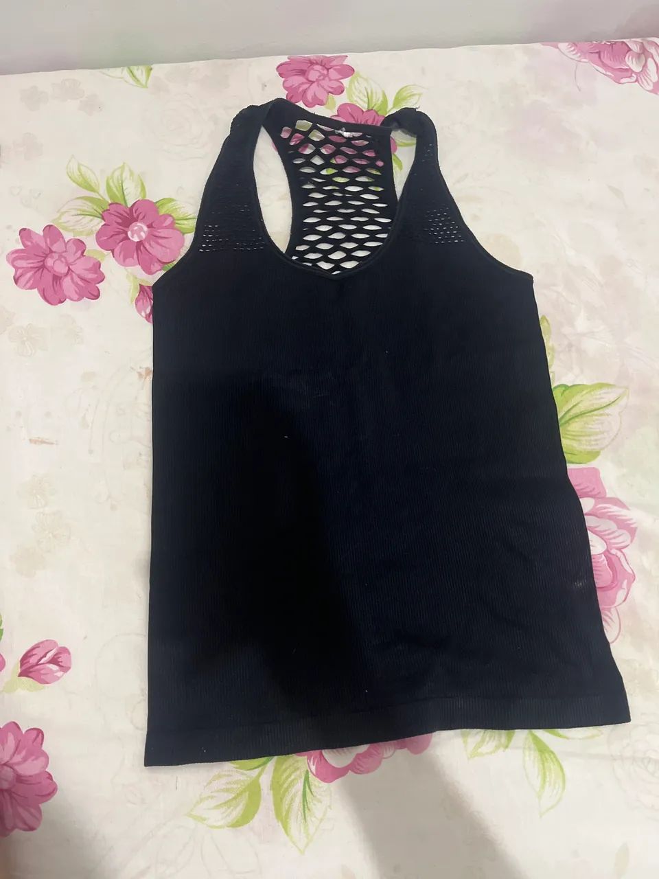 Roupa variadas por 6,00 reais cada  - Foto 3