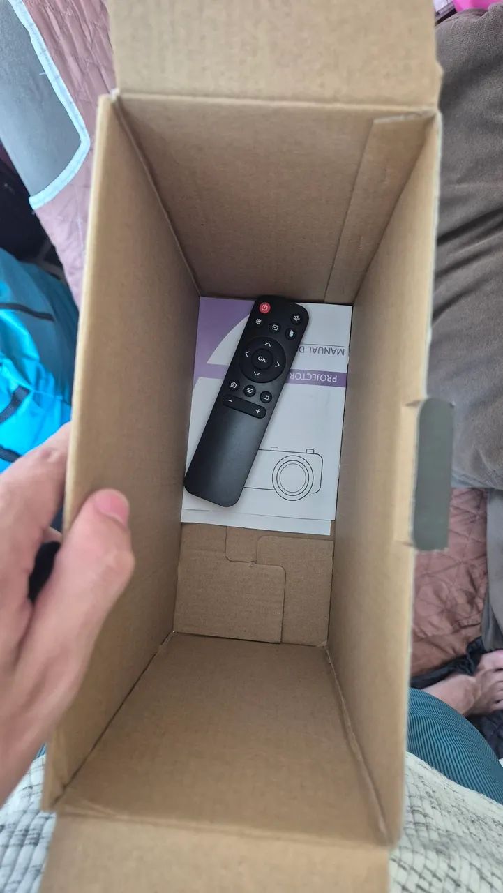 Projetor Full HD com sistema smart - Foto 4