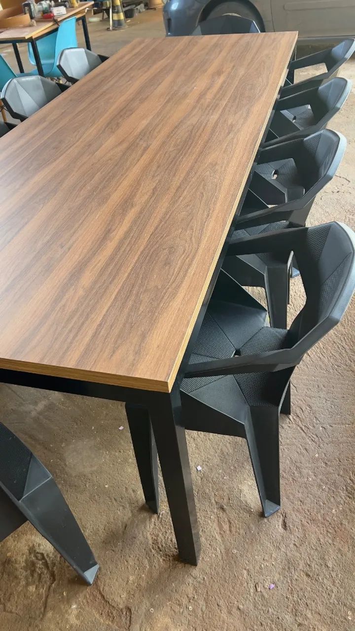 Mesa estilo industrial 2,75m com 10 cadeiras - Foto 3