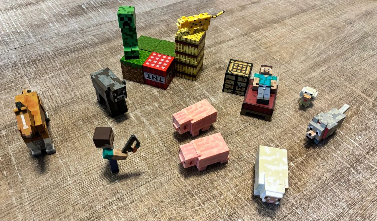 Brinquedos/Colecionaveis Minecraft