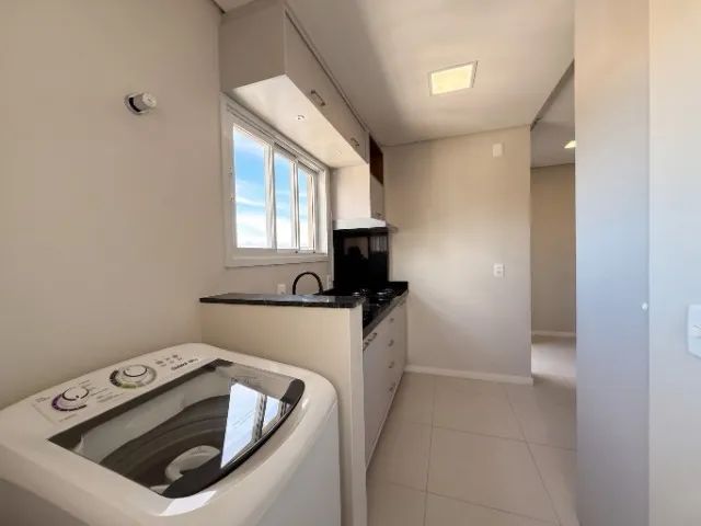 LOCAÇÃO - Apartamento 2 Dormitórios com suíte - Centro - Tubarão /SC  - Foto 4