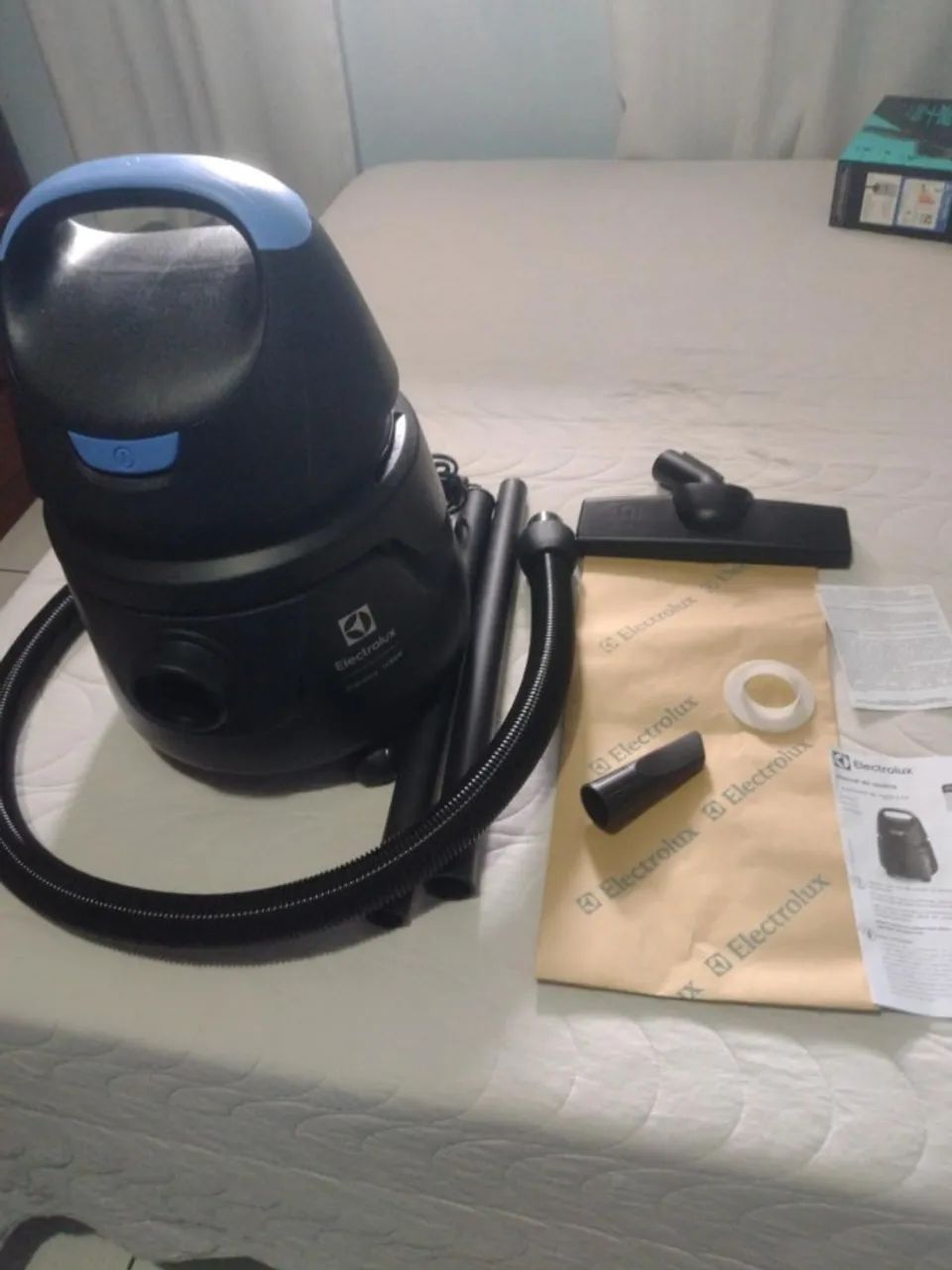 Aspirador de Pó e Água Electrolux 1400W - Zero
