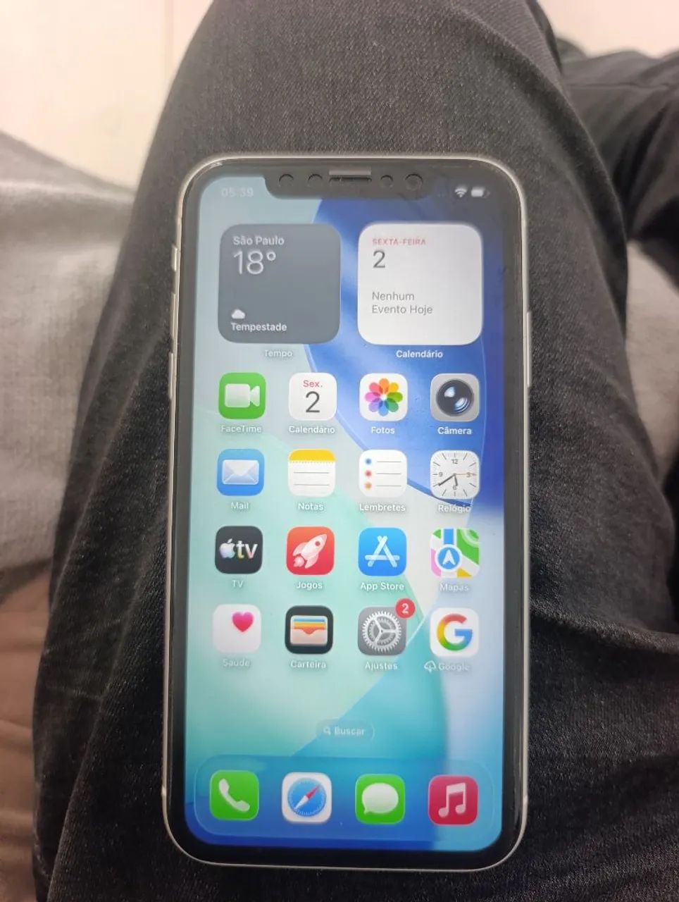 iPhone 11