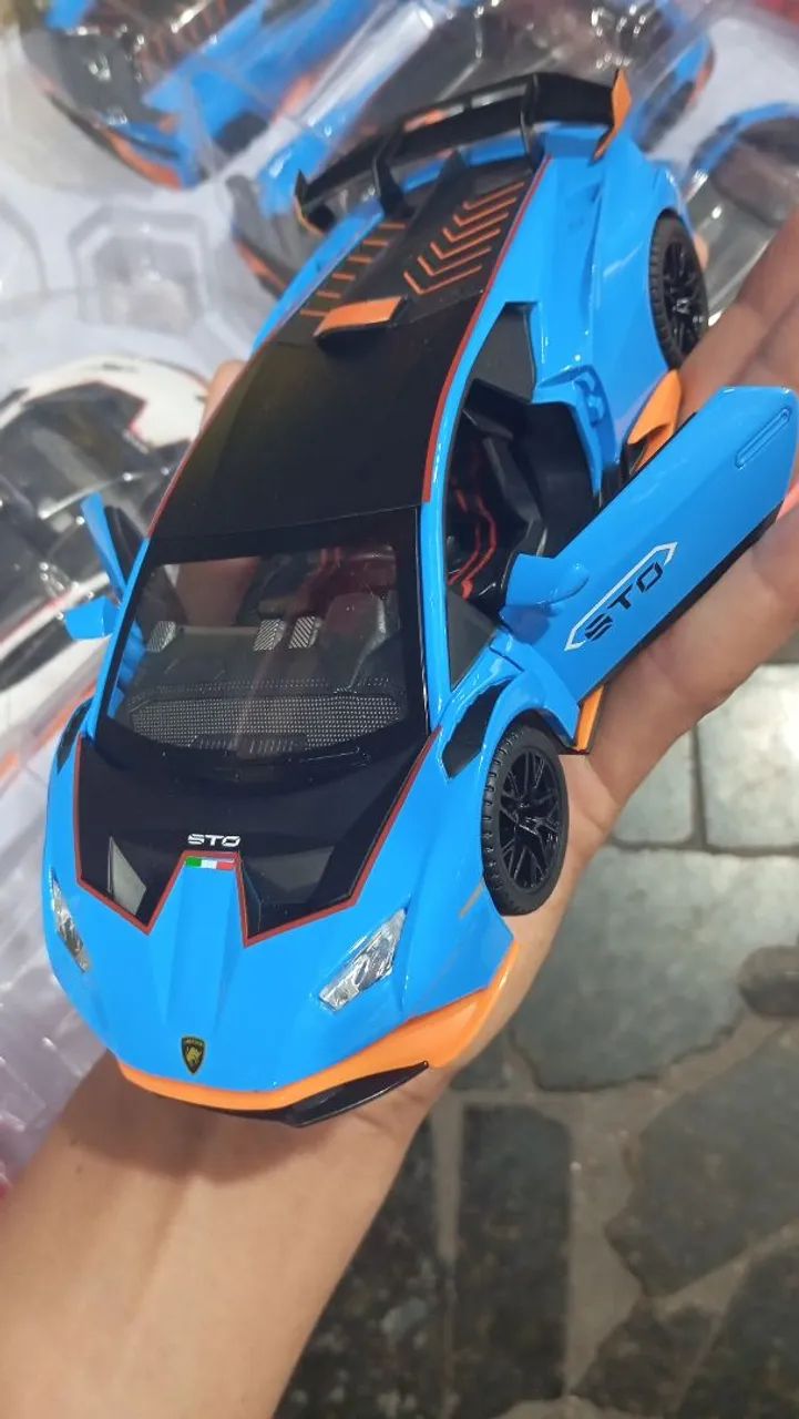 CARRINHOS COLECIONÁVEIS 
