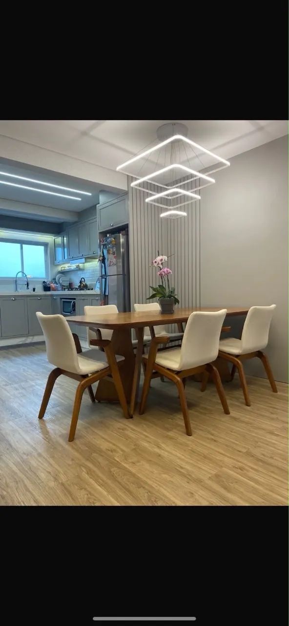 Lustre de Led semi nova