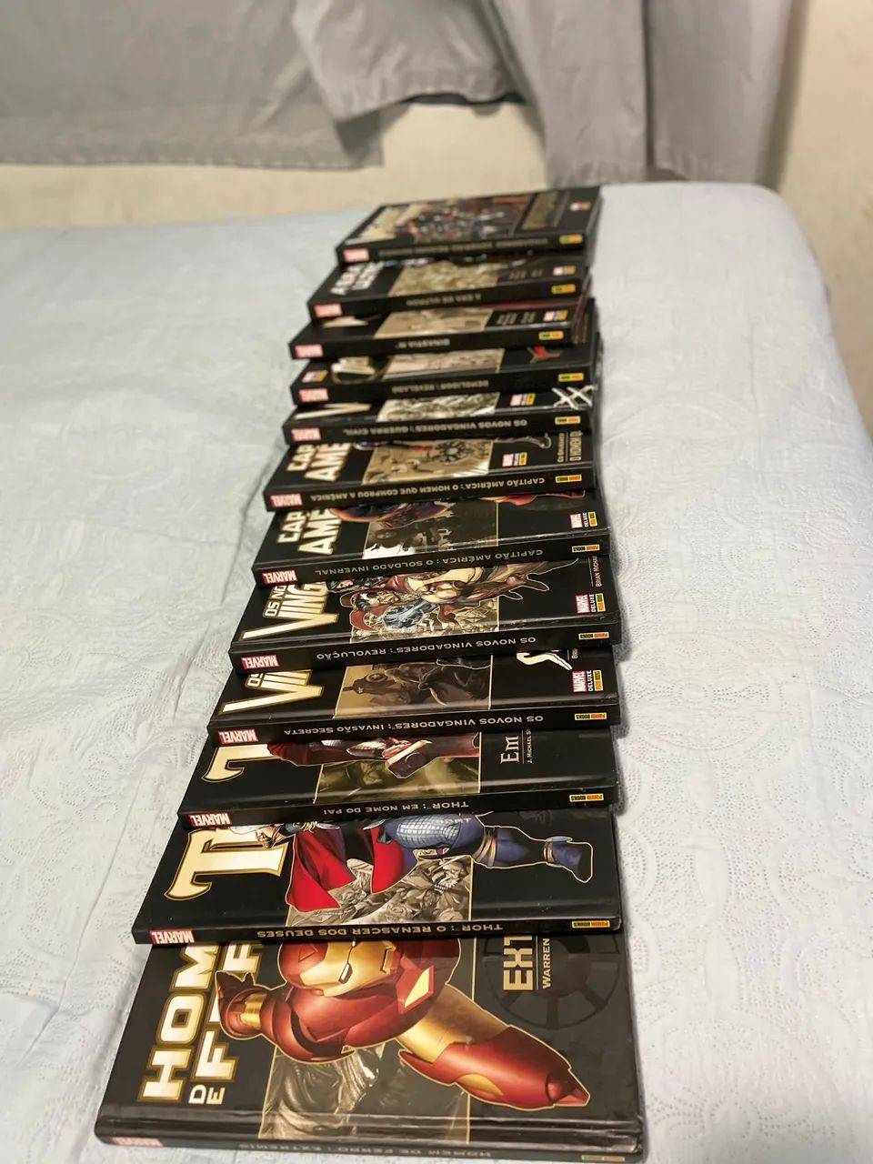 Vendo coleção Marvel Deluxe panini - Foto 3