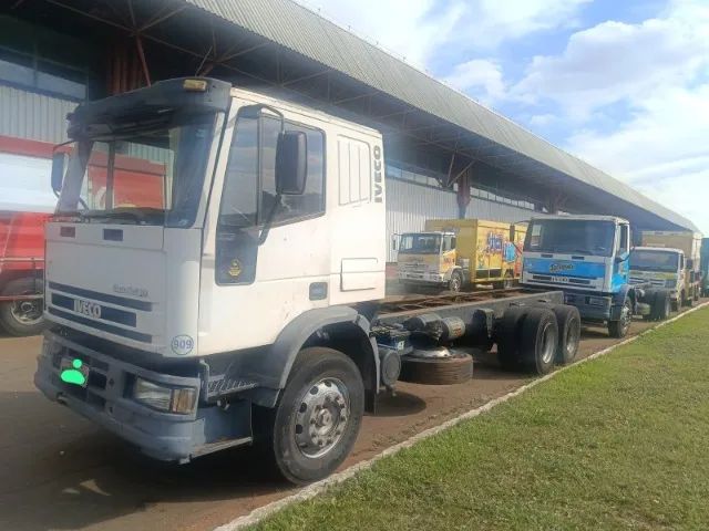 Caminhão Iveco 230e24 - Foto 2