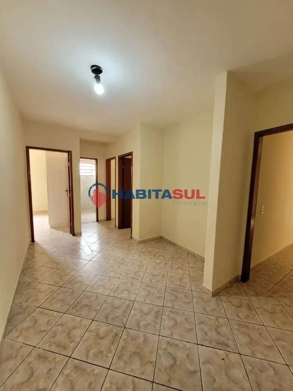 Casa espaçosa, bem estruturada - Foto 4