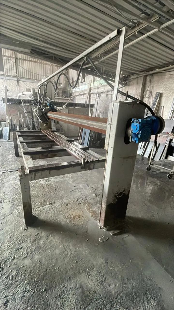 Serra 45° Industrial para Mármore e Granito - Corte em Meia-Esquadria