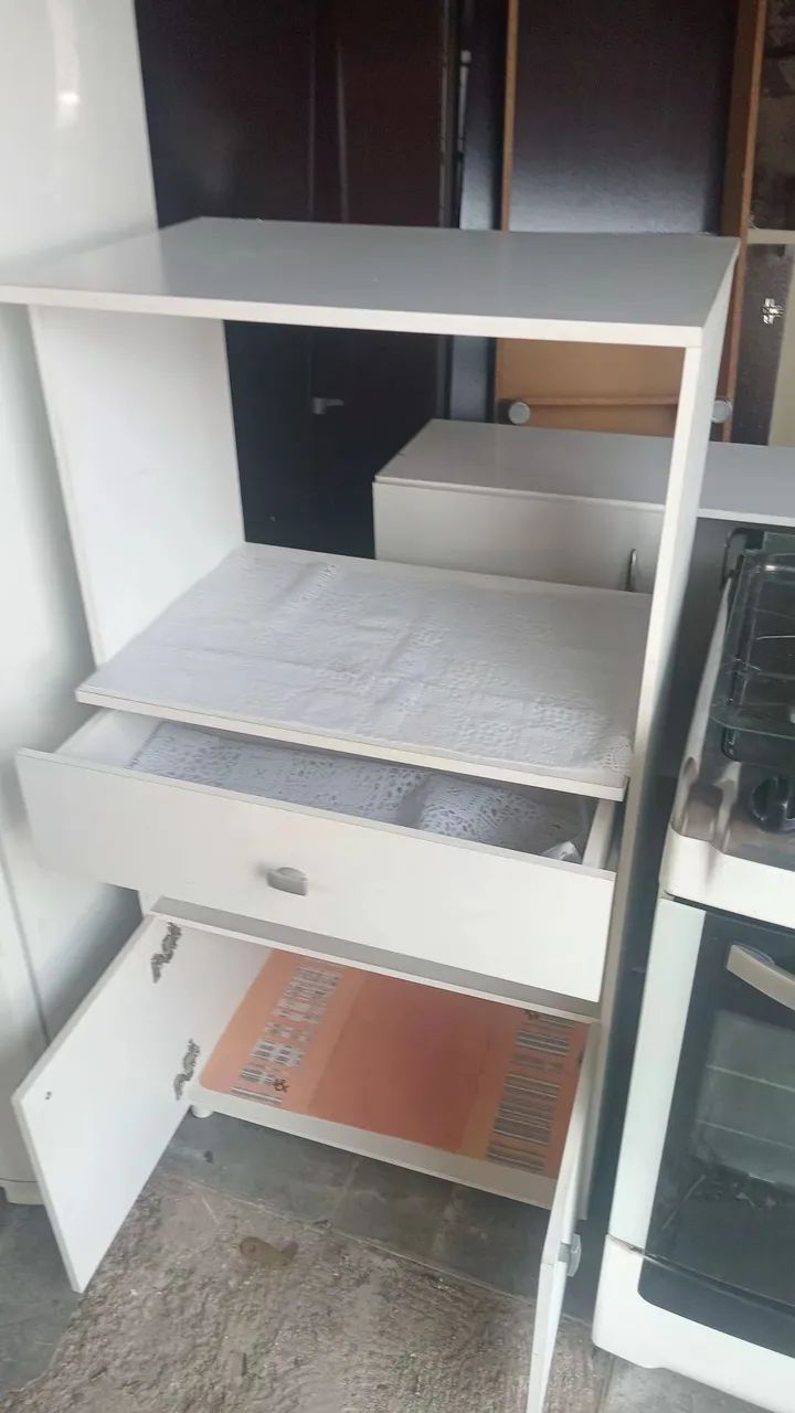 Armário para micro-ondas com gavetas  - Foto 2