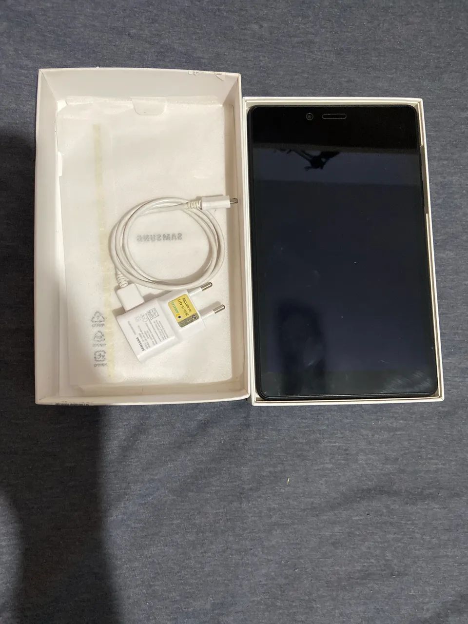 Tablet Samsung galaxy tab A, funcionando em perfeito estado, carregador e caixa original - Foto 3