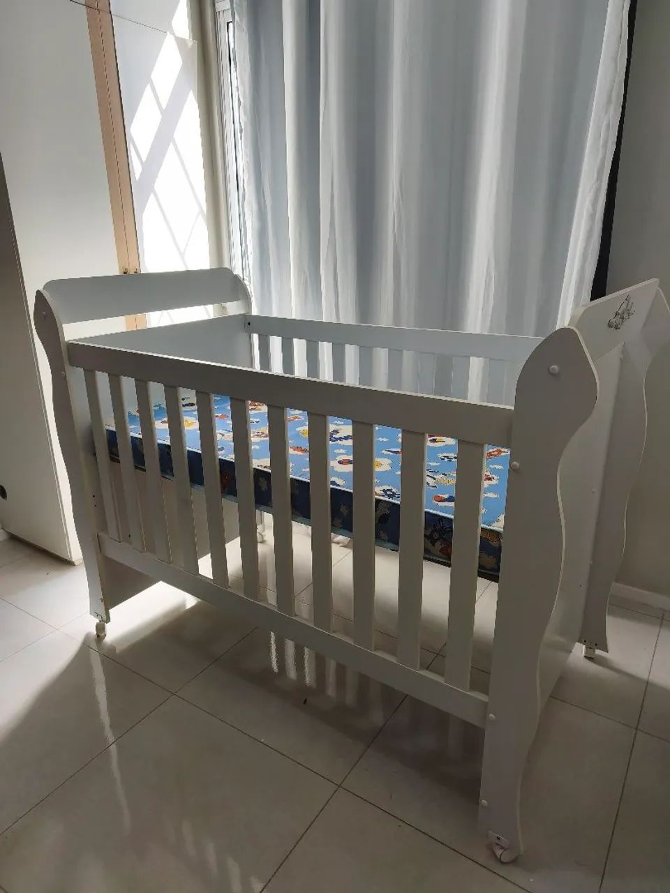 Berço com colchão  