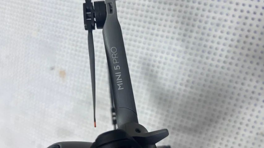 DRONE DJI Mini 5 Pro Combo  - Foto 3
