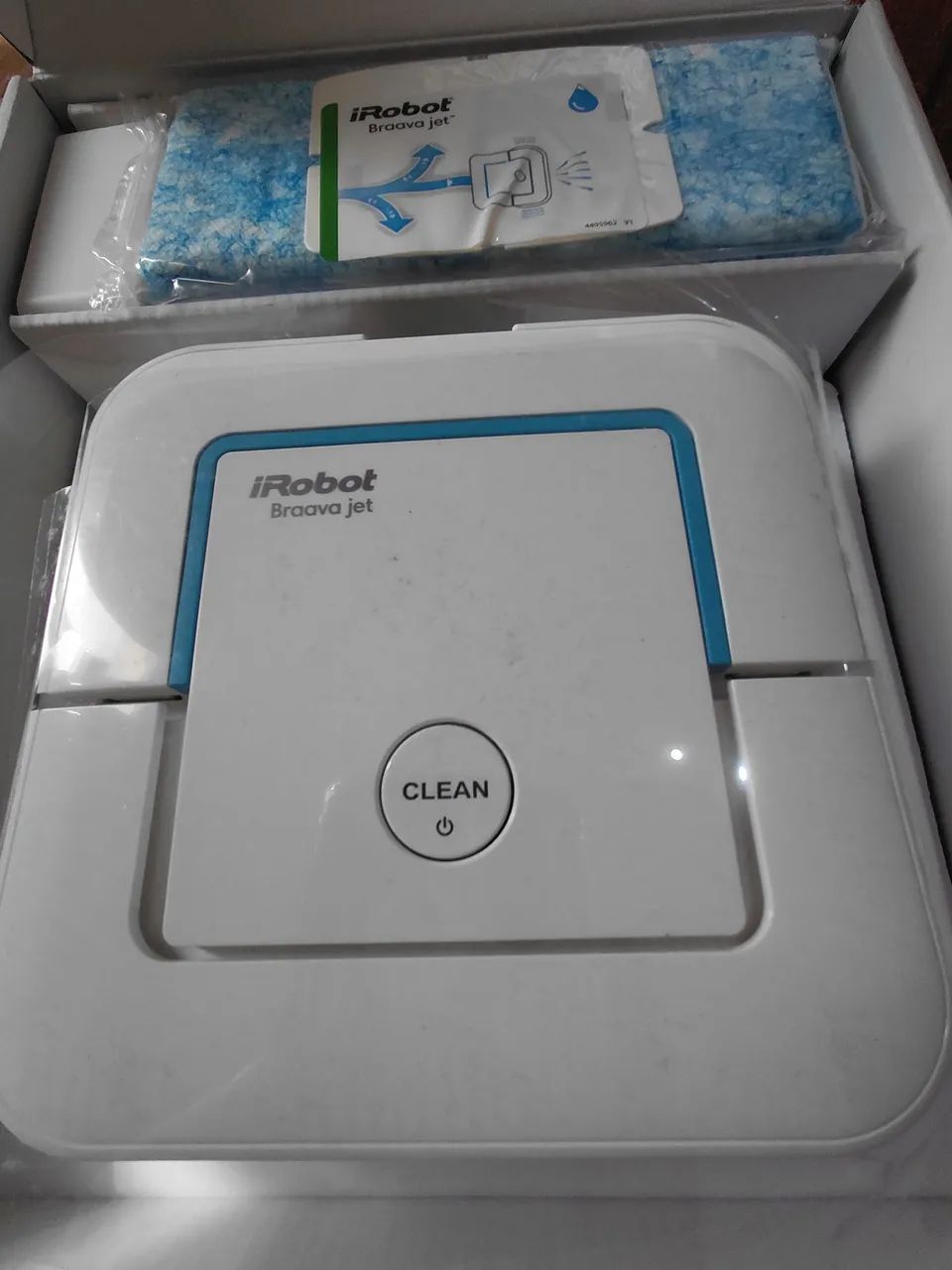 Robô Passa Pano iRobot Braava jet 240 - Completo na Caixa (Pouco