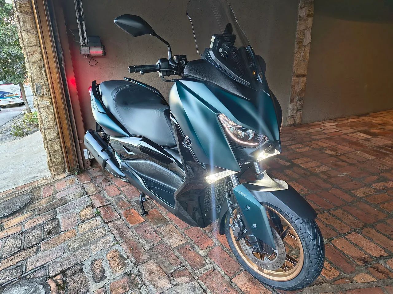 X Max 250 ABS 17000km