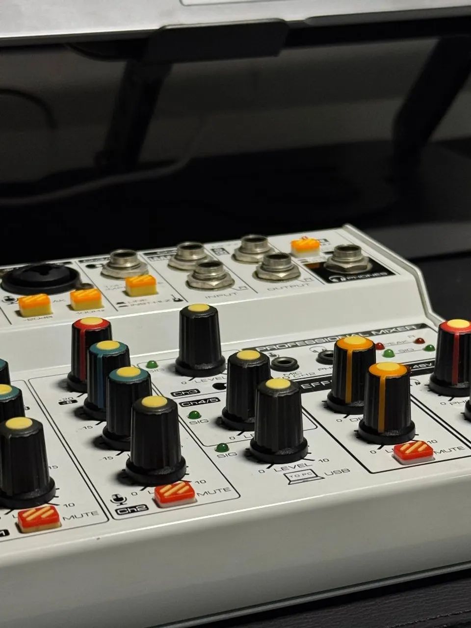 Mesa de Som Arcano Mini M2<br>USB, Bluetooth, Efeitos e 4 Canais. - Foto 5