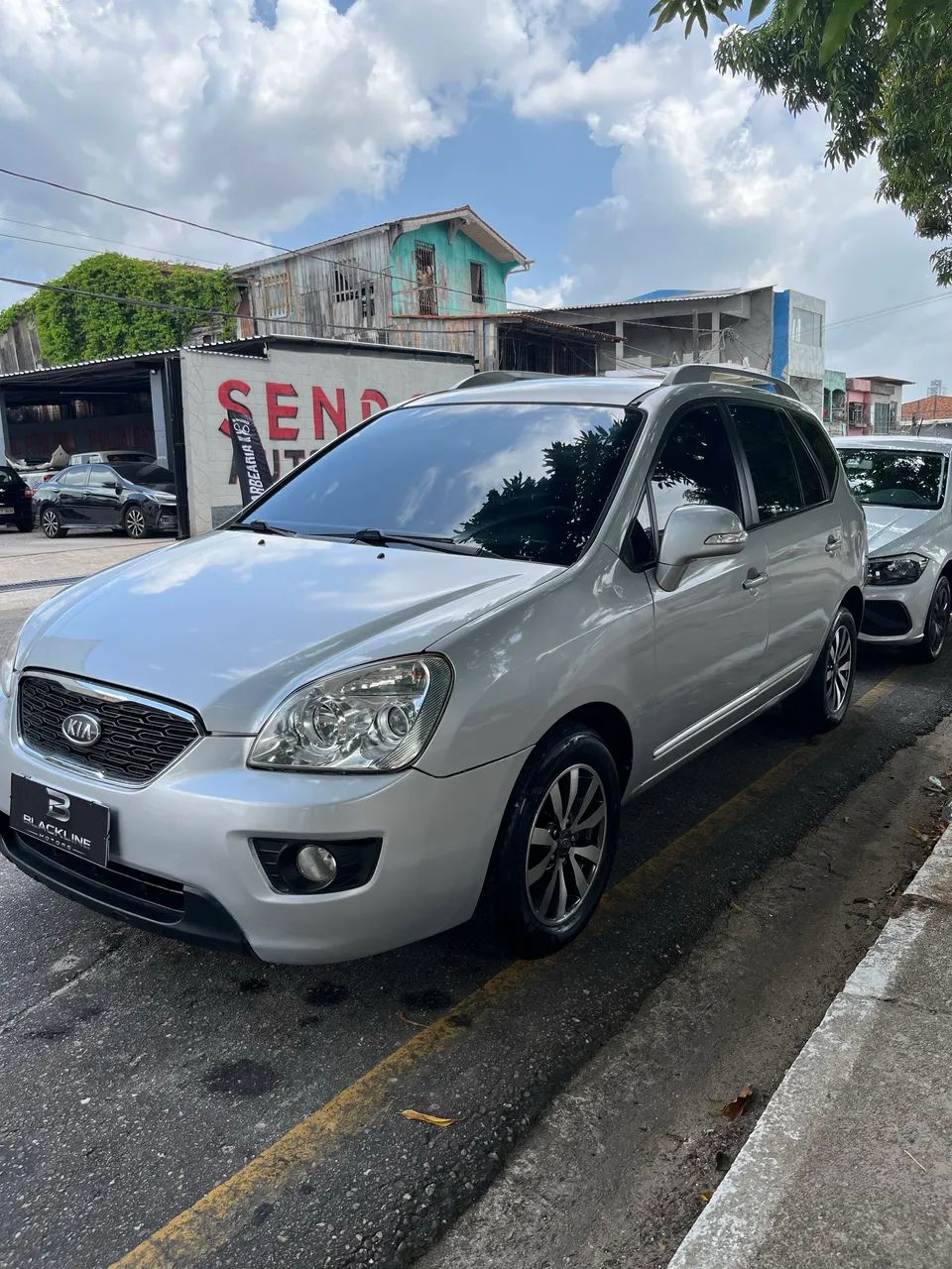 KIA Carens Carens EX 2.0 16V Aut. 2012