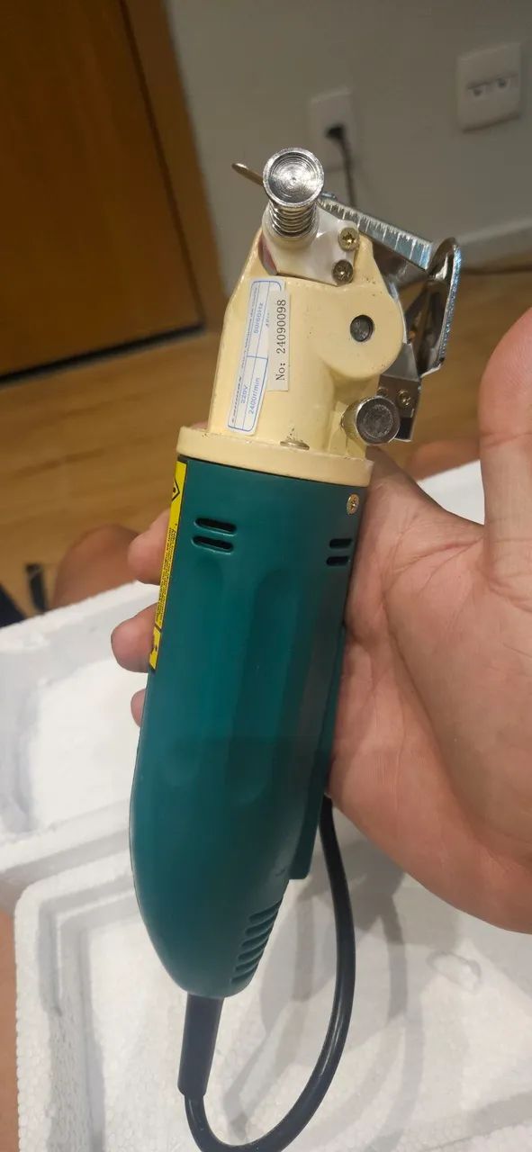 Máquina de cortar tecido  - Foto 3