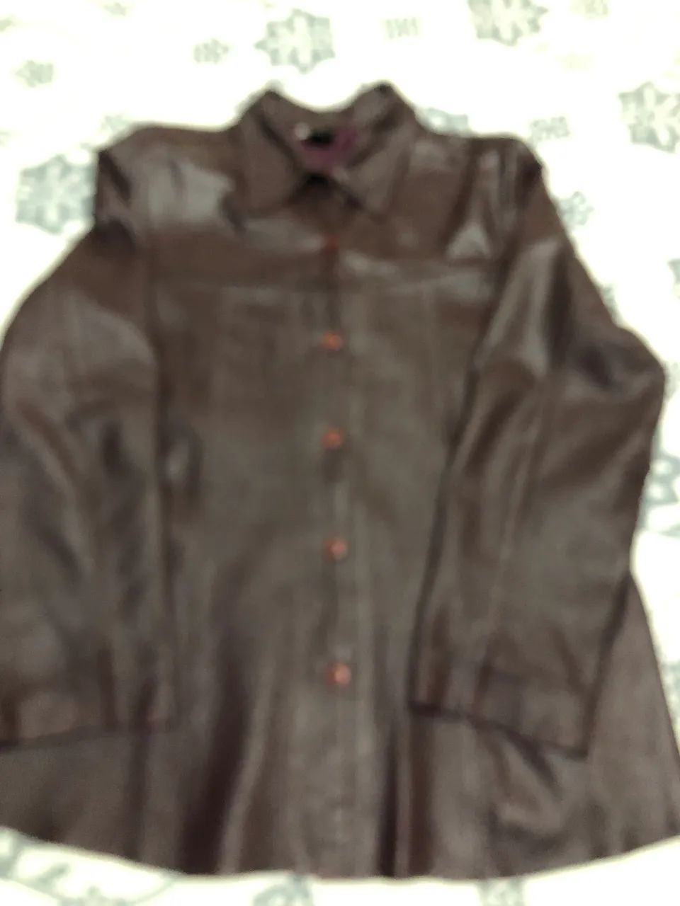 Camisa em couro legítimo,leve e macia. - Foto 3