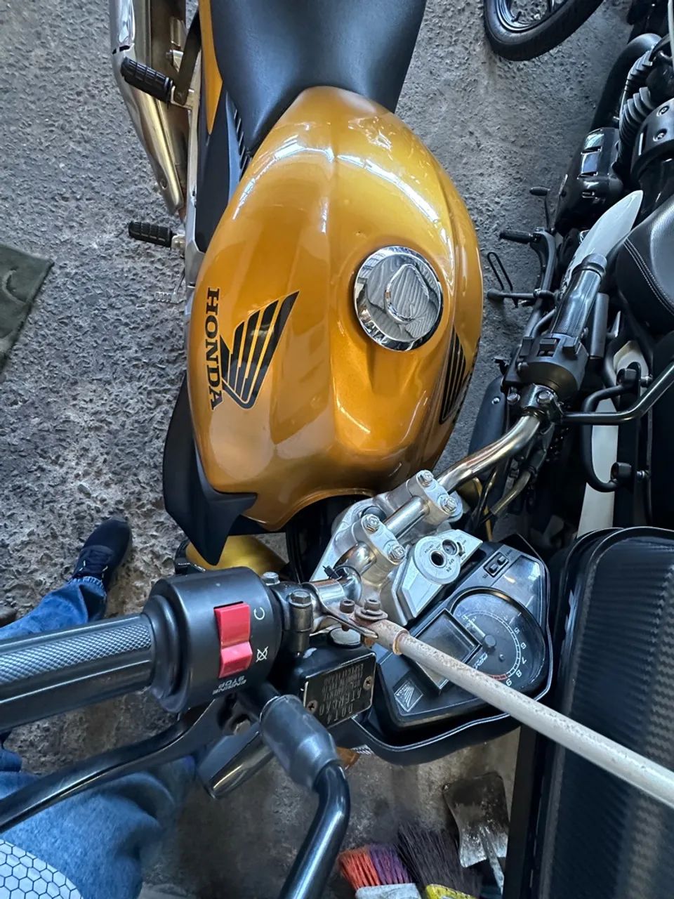 Honda Cb300 2011 - Foto 4