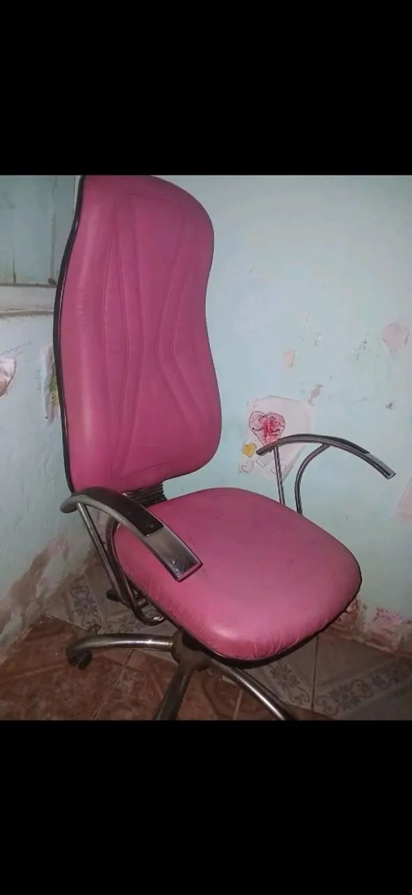 Cadeira rosa secretária - Foto 3