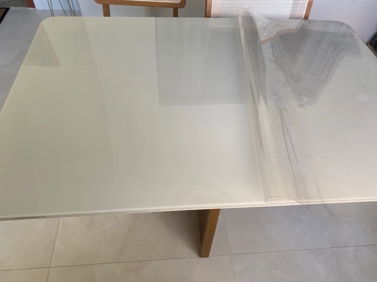 Mesa de Jantar para 4 cadeiras